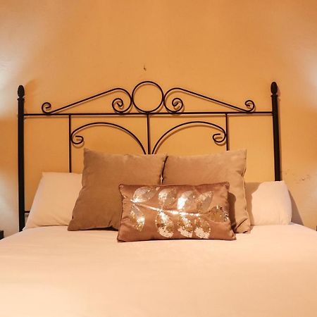 Efate Rooms Барселона Экстерьер фото